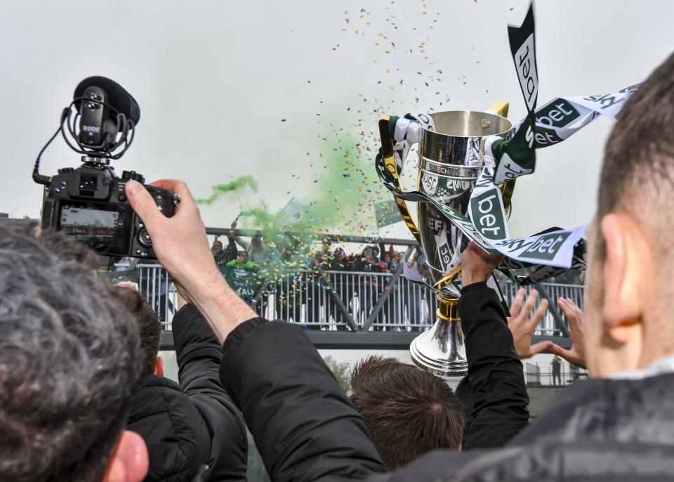 Gallery | Champions Bus Parade