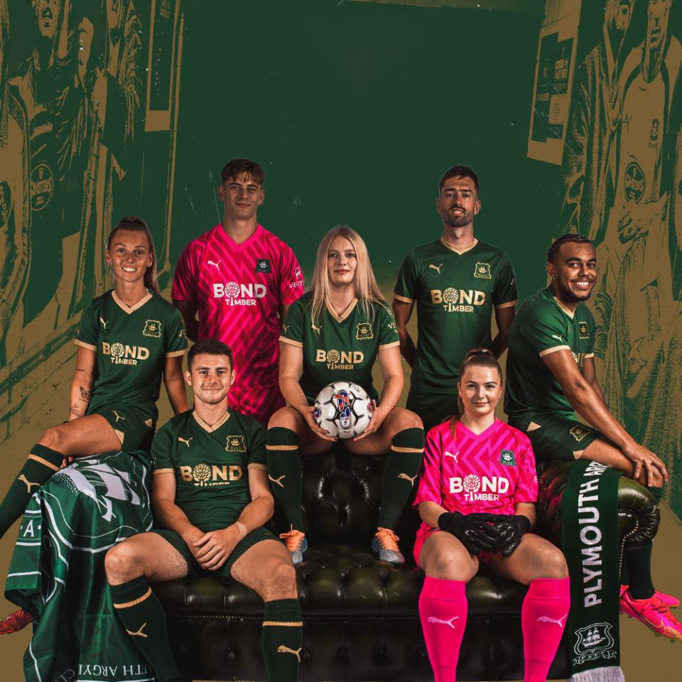 23/24 Home Kit 