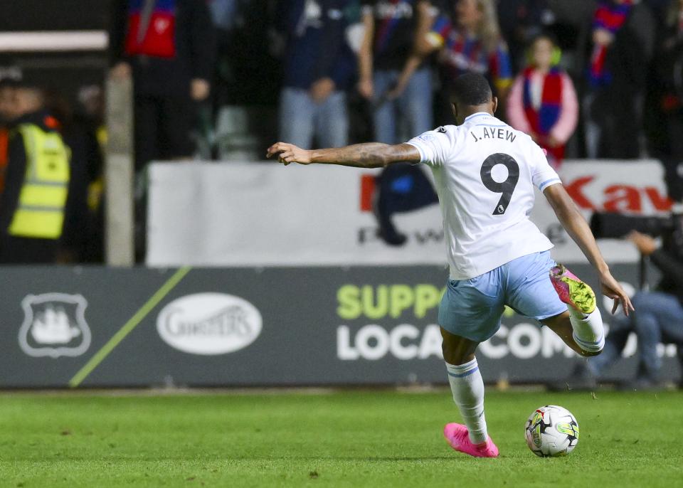 Match Gallery | Crystal Palace (H)