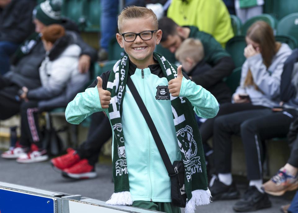 Gallery | Huddersfield Town (H)