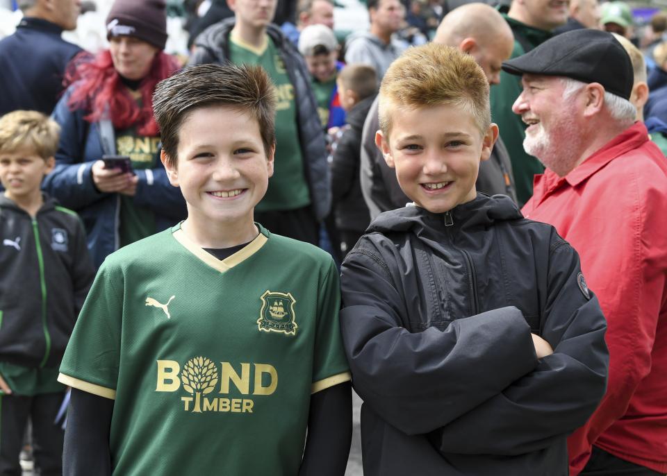 Gallery | Huddersfield Town (H)