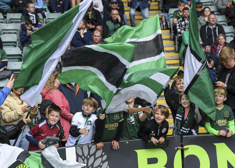 Gallery | Huddersfield Town (H)