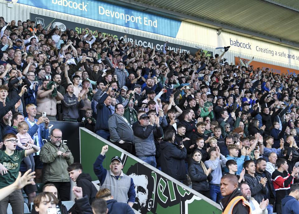 Gallery | Huddersfield Town (H)