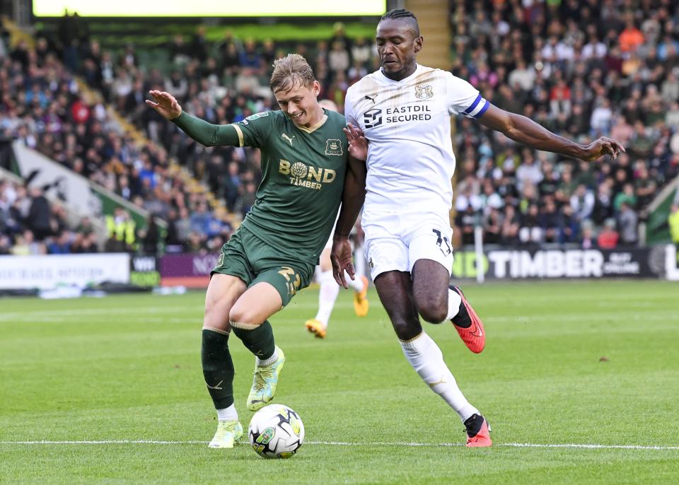 Gallery | Leyton Orient (H)