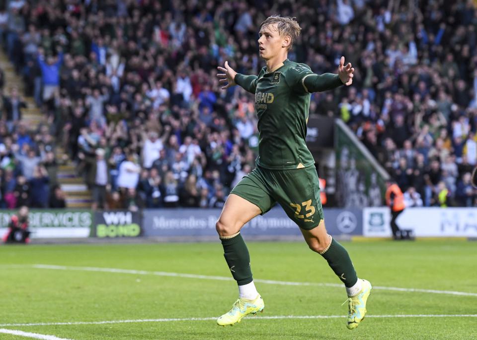 Gallery | Leyton Orient (H)