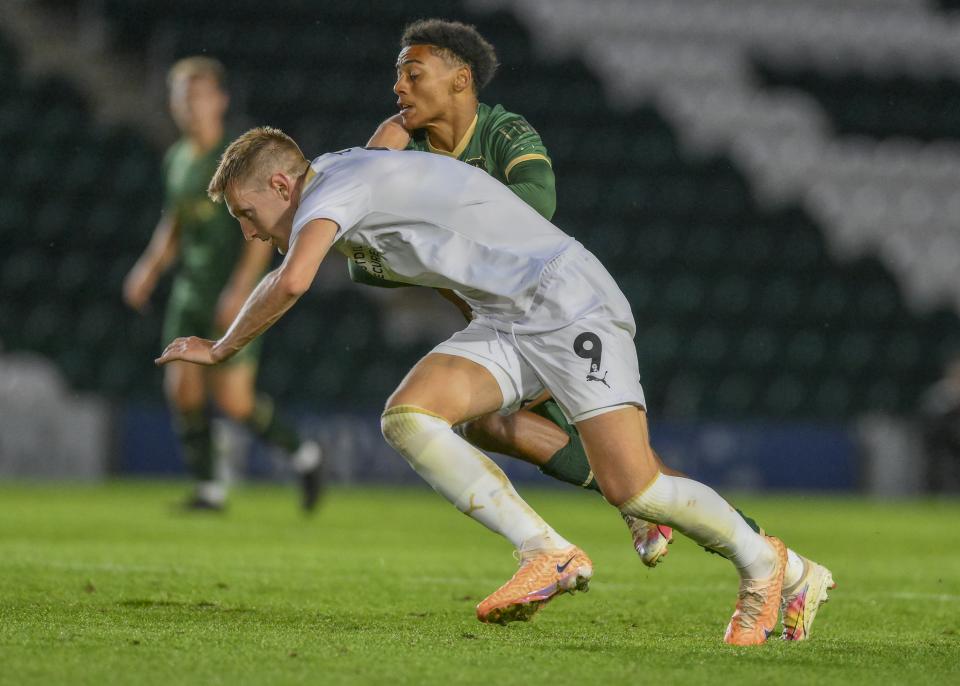 Gallery | Leyton Orient (H)