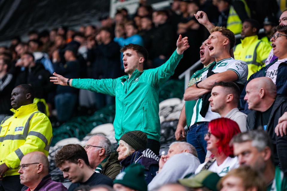 Hull City (A) - Gallery