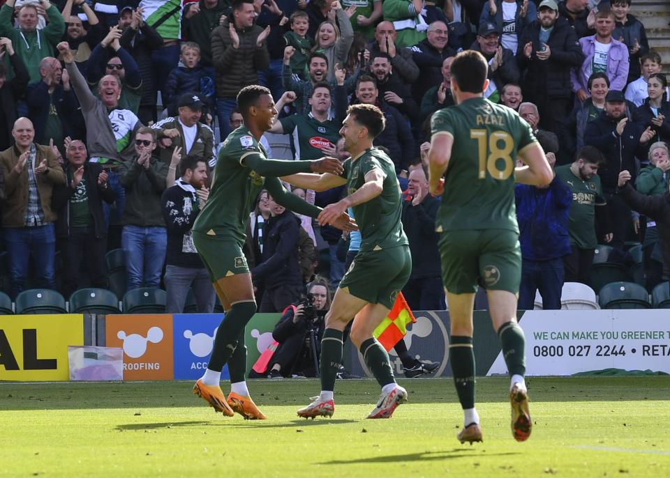 Gallery | Norwich City (H)