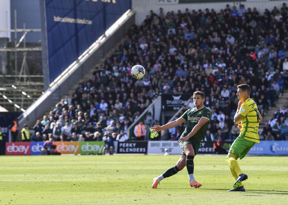 Gallery | Norwich City (H)