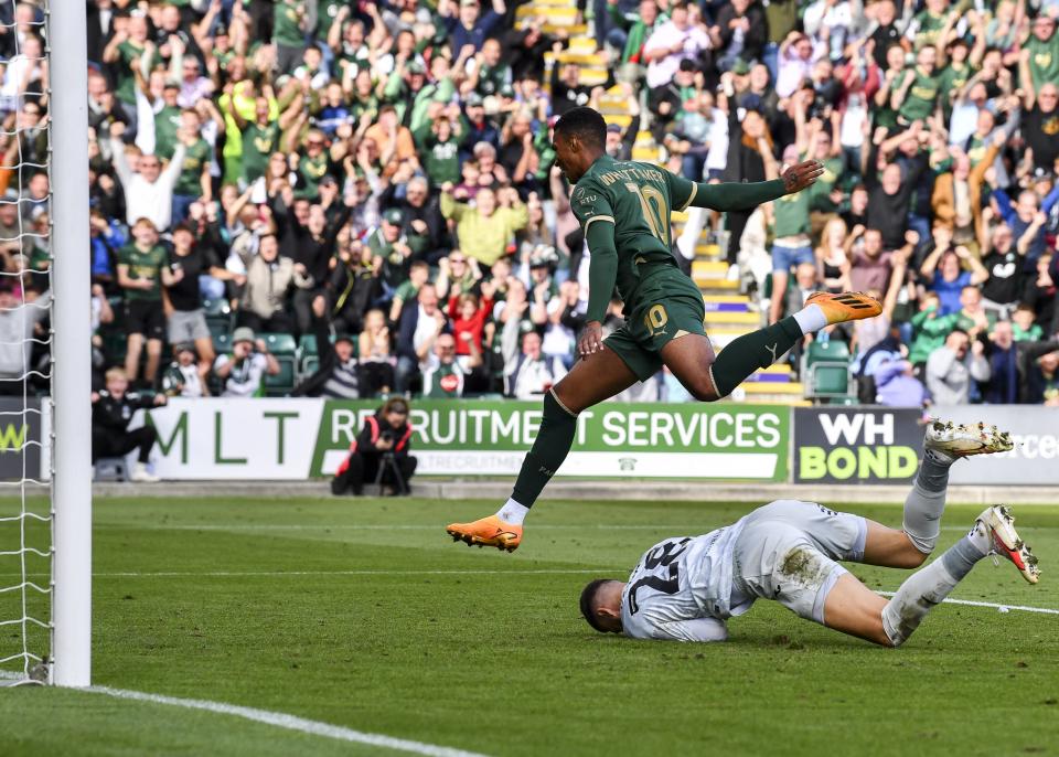 Gallery | Norwich City (H)