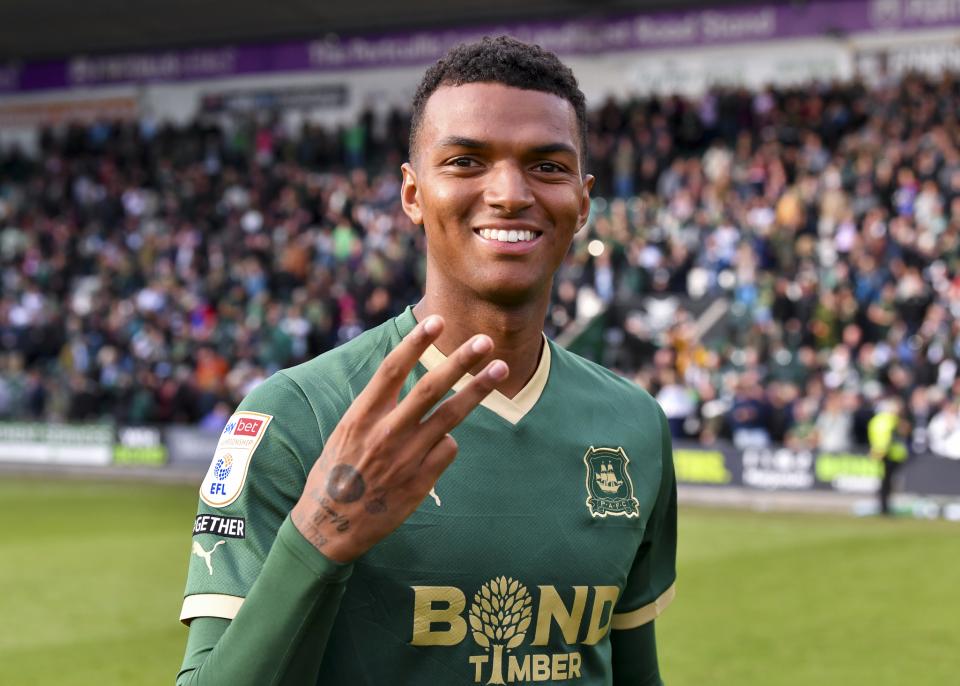 Gallery | Norwich City (H)