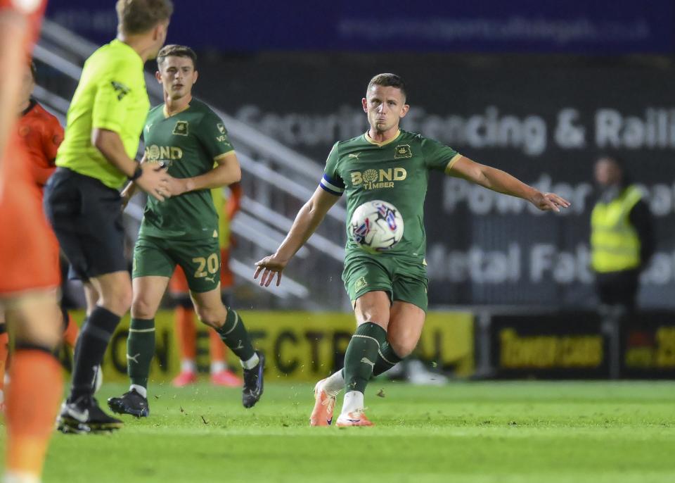 Match Gallery | Millwall (H)