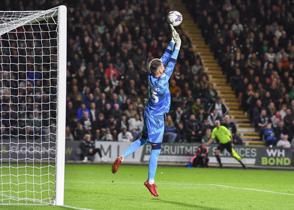 Match Gallery | Millwall (H)