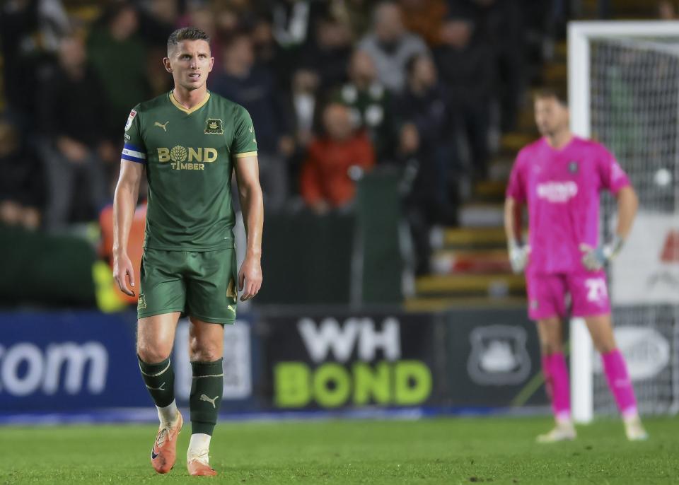 Match Gallery | Millwall (H)