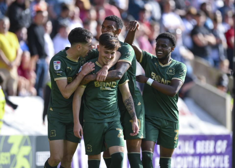 Match Gallery | Swansea City (H)