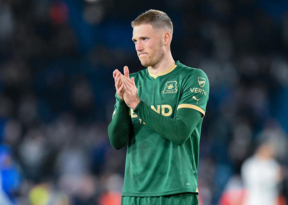 Match Gallery | Leeds United (A)