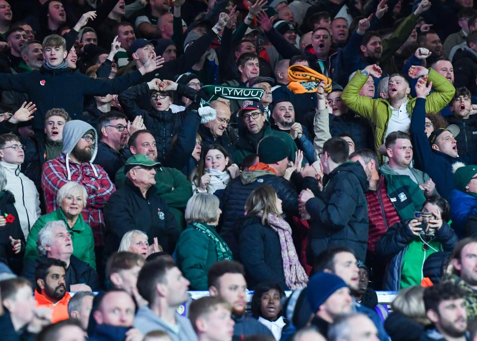 Match Gallery | Leeds United (A)