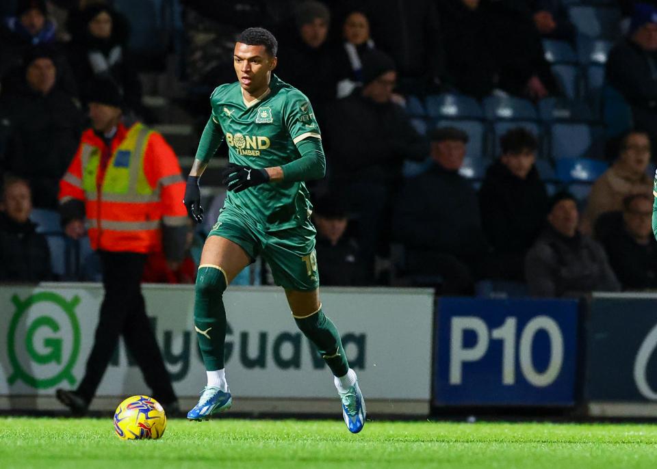 Match Gallery | QPR (A)