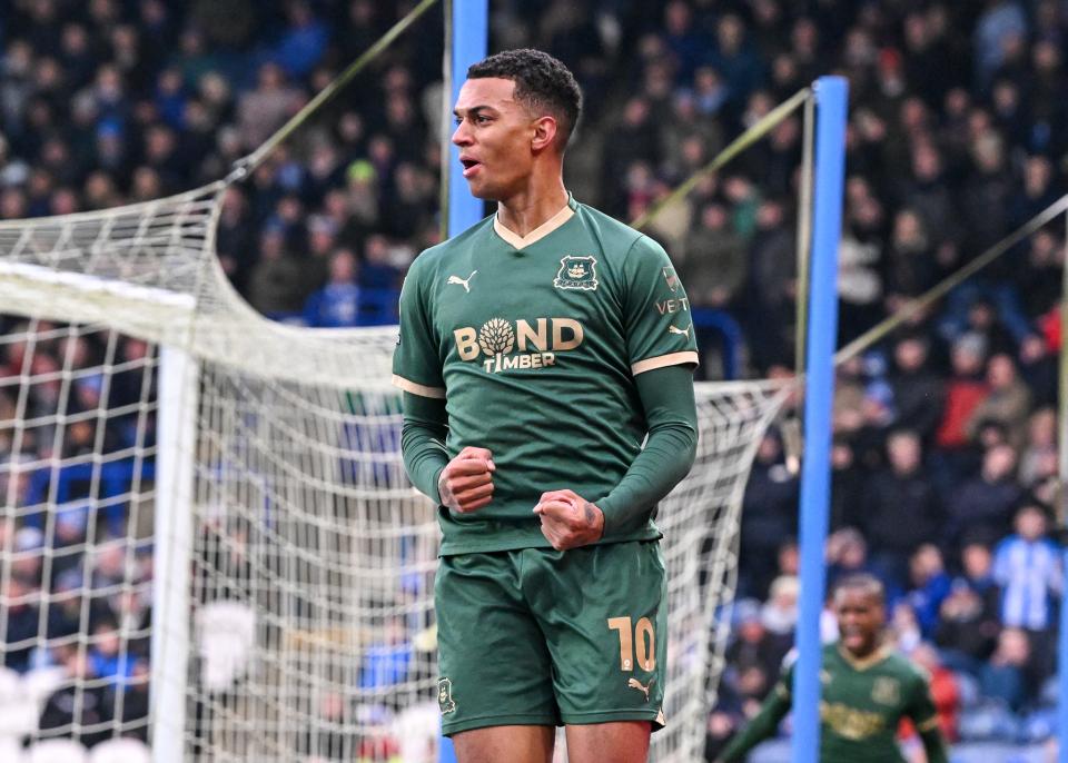 Match Gallery | Huddersfield Town (A)