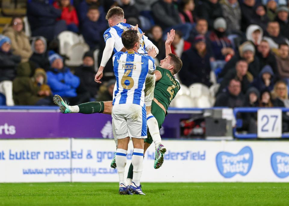 Match Gallery | Huddersfield Town (A)