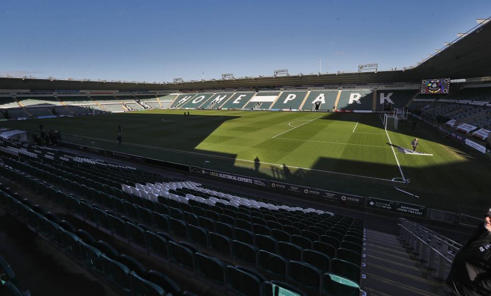 Match Gallery | Sutton United (H)