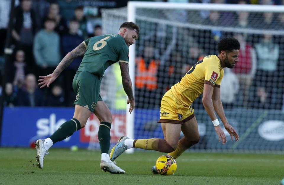 Match Gallery | Sutton United (H)