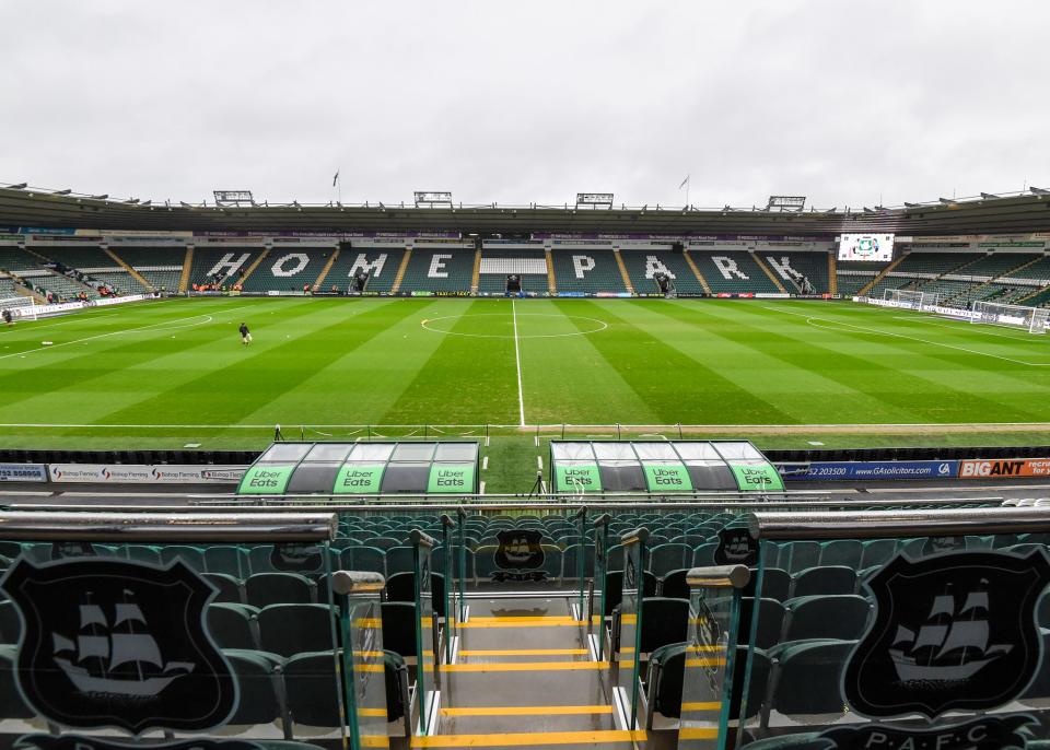 Match Gallery | Leeds United (H)