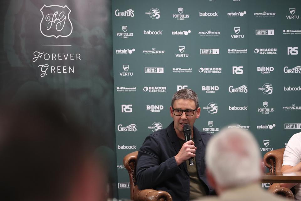 Gallery | 2003/04 Anniversary Event