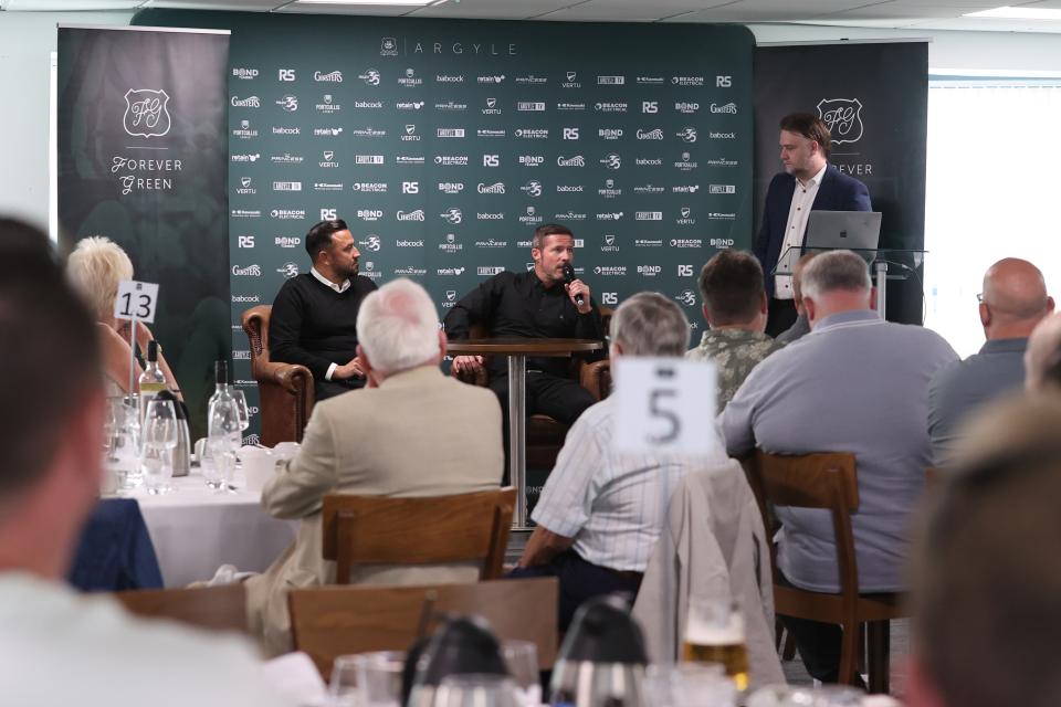 Gallery | 2003/04 Anniversary Event