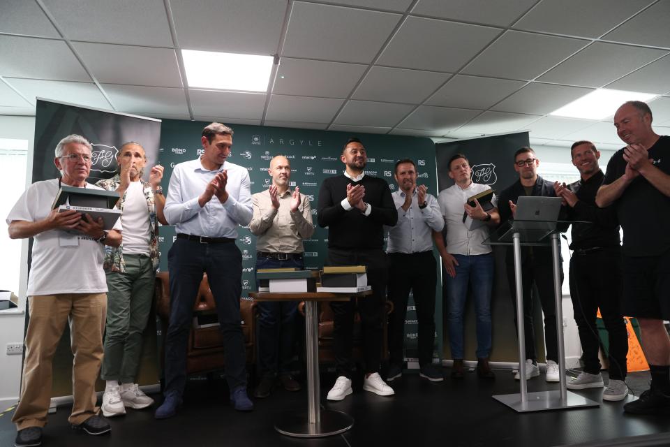 Gallery | 2003/04 Anniversary Event