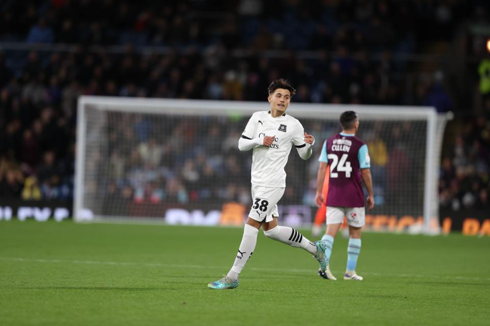 Gallery | Burnley (A)