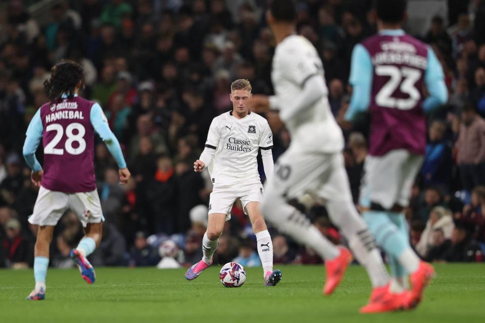 Gallery | Burnley (A)