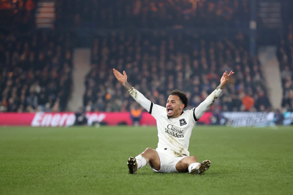 Match Gallery | Luton Town (A)