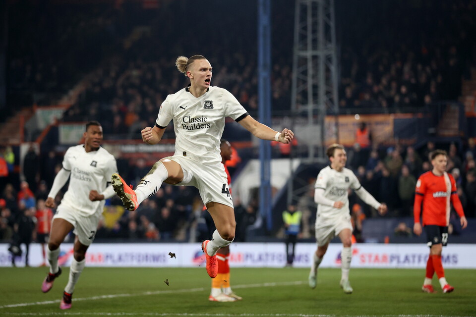 Match Gallery | Luton Town (A)