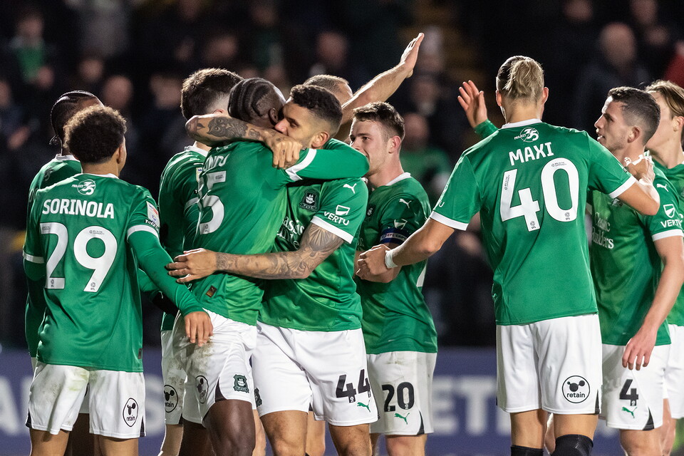 Match Gallery | Millwall (H)