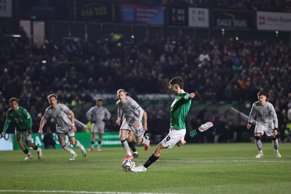 Match Gallery | Millwall (H)