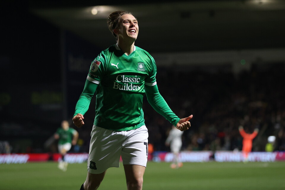 Match Gallery | Millwall (H)