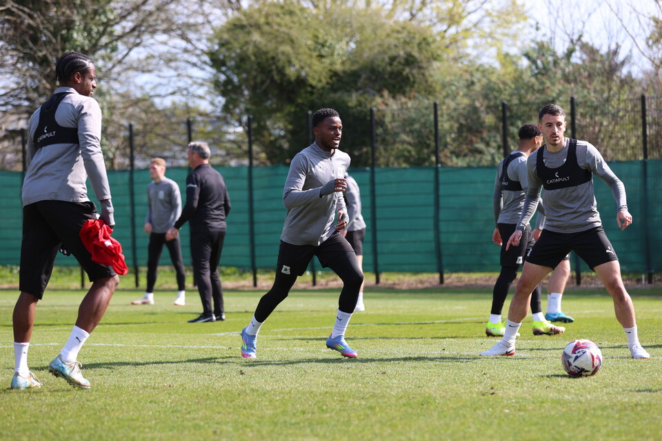 Training Gallery | Norwich City (H)