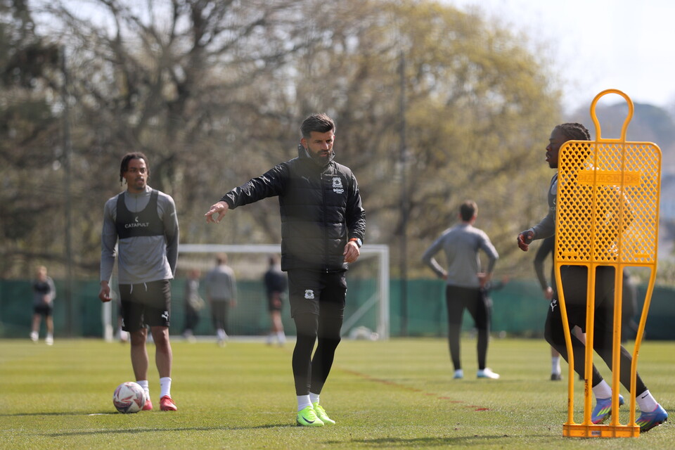 Training Gallery | Norwich City (H)