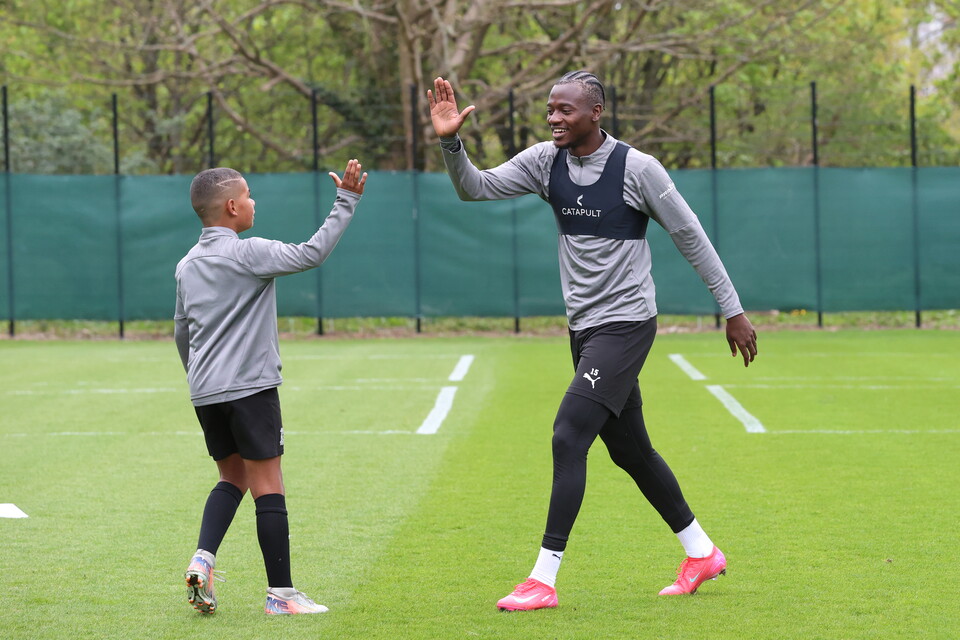Gallery | Under-8s train with the first-team