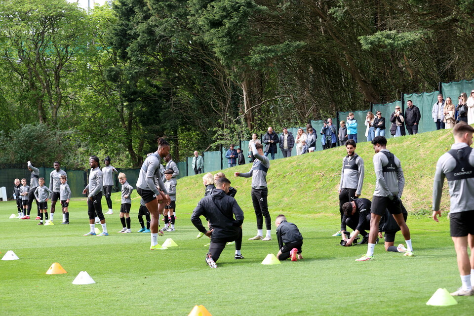 Gallery | Under-8s train with the first-team