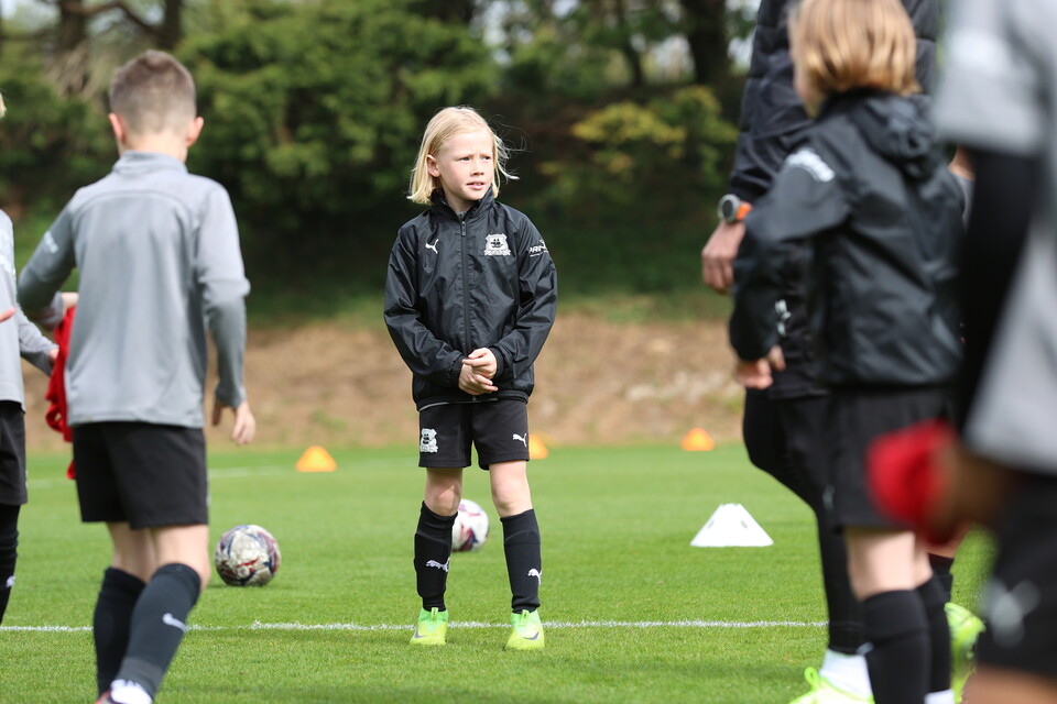 Gallery | Under-8s train with the first-team