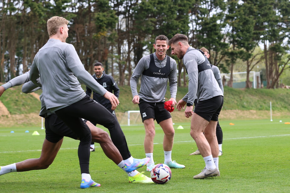 Gallery | Under-8s train with the first-team