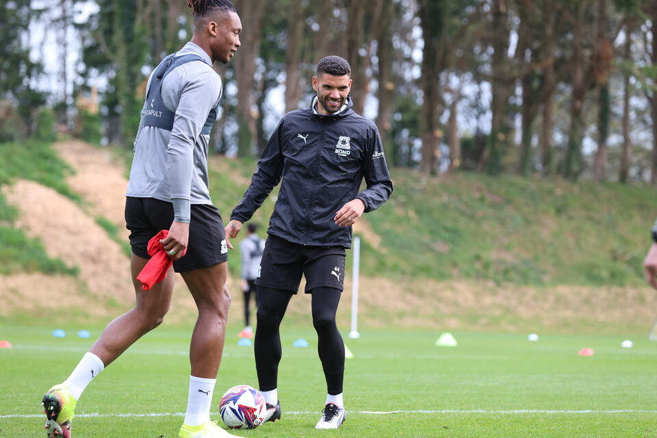 Gallery | Under-8s train with the first-team