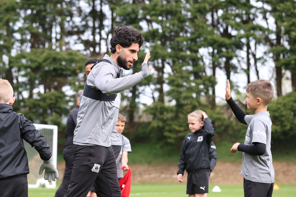 Gallery | Under-8s train with the first-team