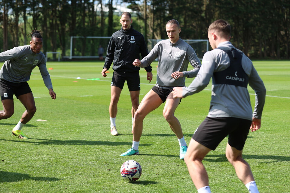 Training Gallery | Preston North End (A)