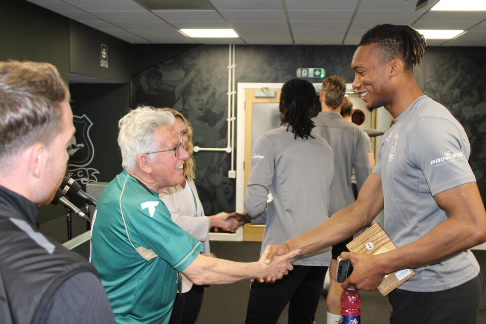 Gallery | Players receive Forever Green Plaques