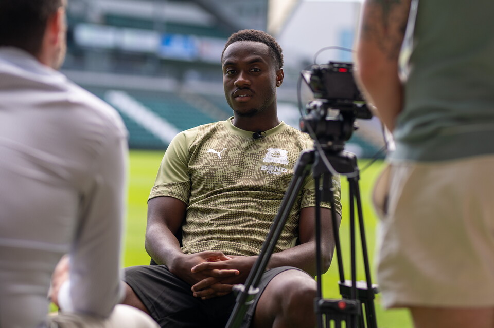 Gallery | Owen Oseni's First Day