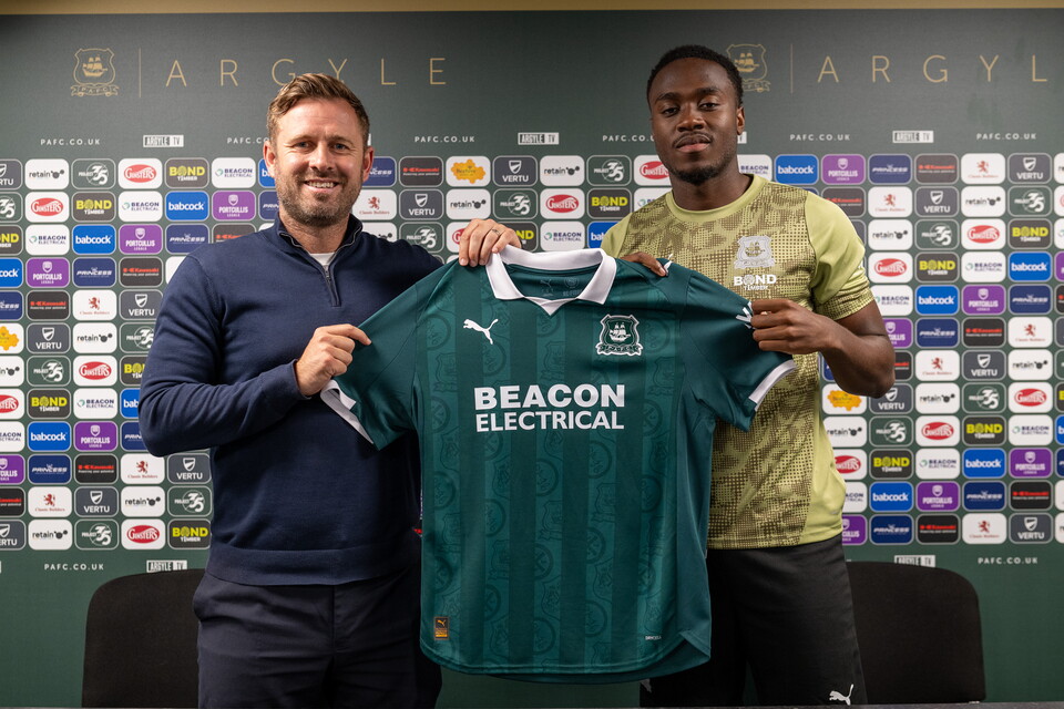 Gallery | Owen Oseni's First Day