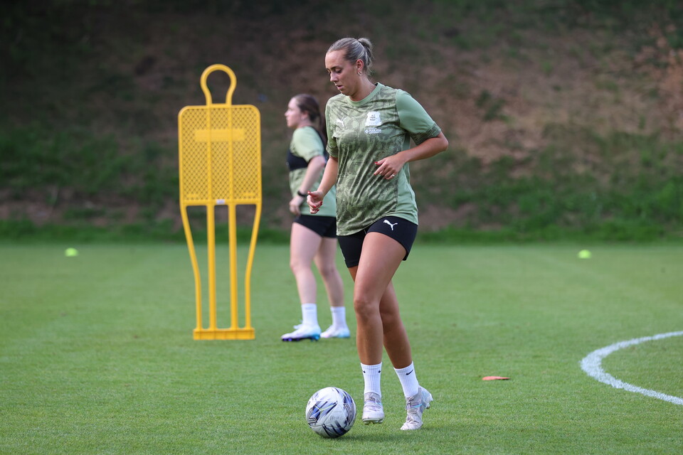 Training Gallery | Argyle Women return to training